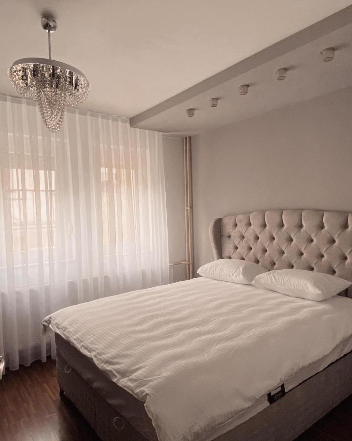 Diamond Apartment Prishtina プリシュティナ エクステリア 写真