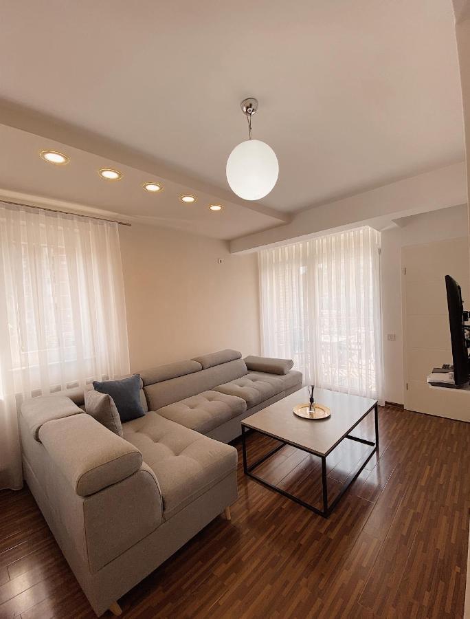 Diamond Apartment Prishtina プリシュティナ エクステリア 写真