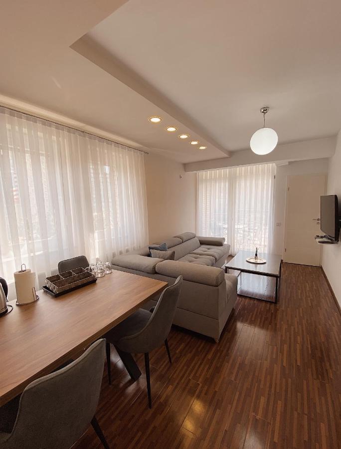 Diamond Apartment Prishtina プリシュティナ エクステリア 写真